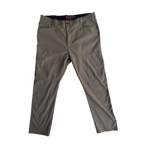 Wrangler ATG Pants Mens 42x32 Khaki‎ Stretch Outdoor Hiking Workwear Gorpcore